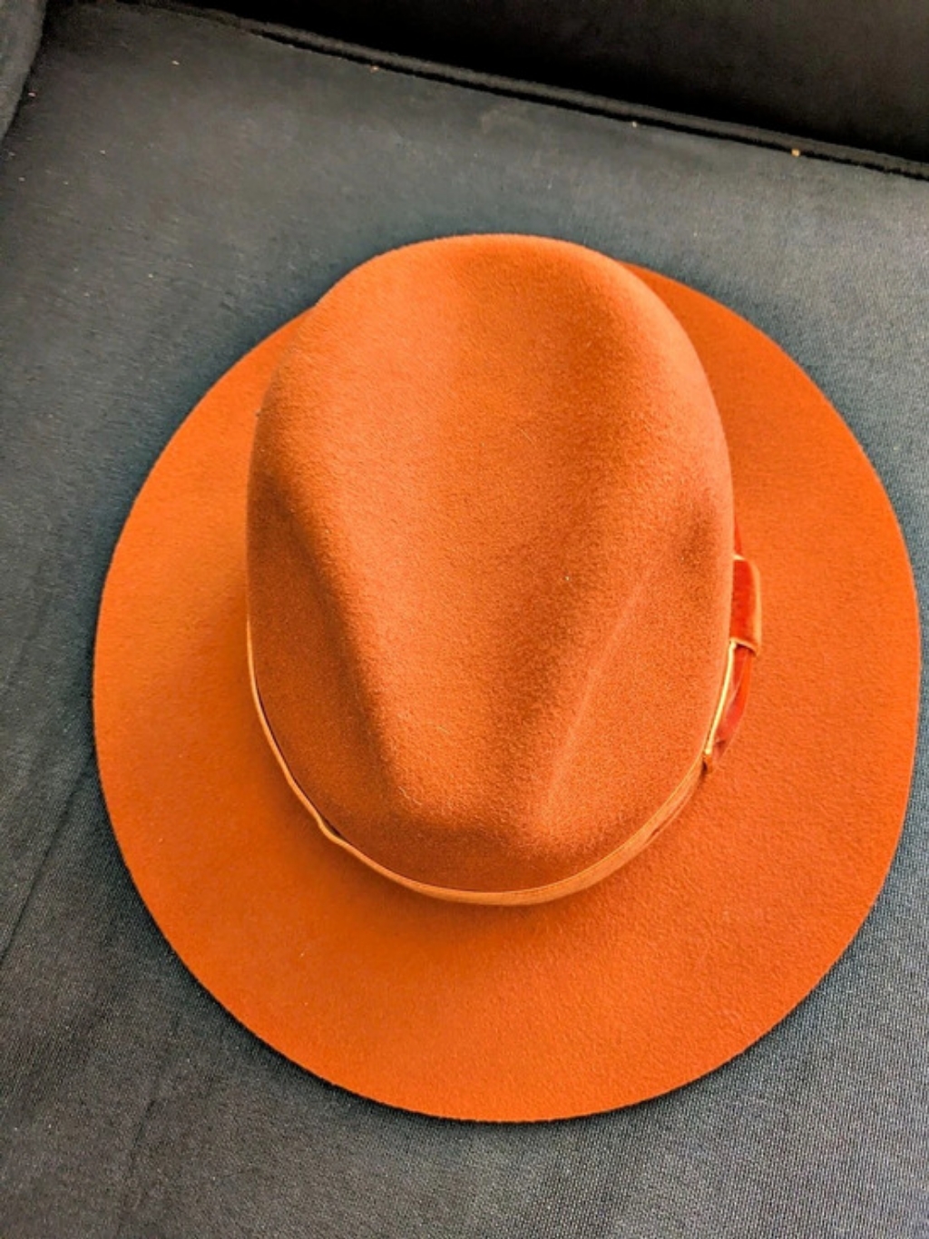 Wyeth Orange Fedora Hat Like New — image 5 of 7